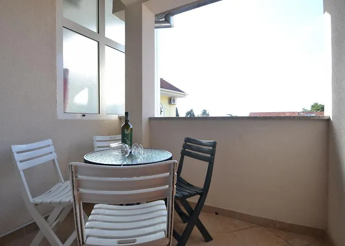 Apartment Martina Sukošan